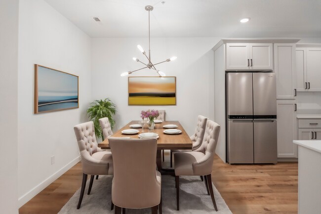 Foto del edificio - Up to $500 Off First Month! Spacious 3-Bed...