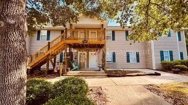 Photo - 5138 Greenville Loop Rd Apartment