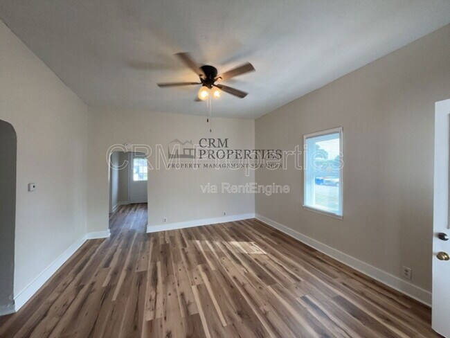 Foto del edificio - 1530 S Union St