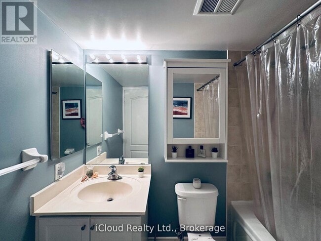 Photo du bâtiment - 2121 Lake Shore Blvd W