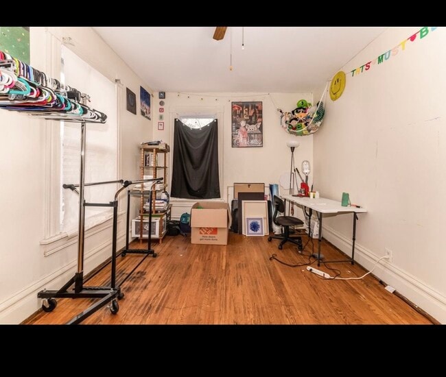 Bedroom 3 - 229 W Downer Pl