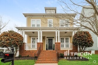 Building Photo - 15726 Taviston St