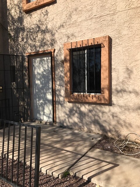 Building Photo - 4531 N 26th Dr