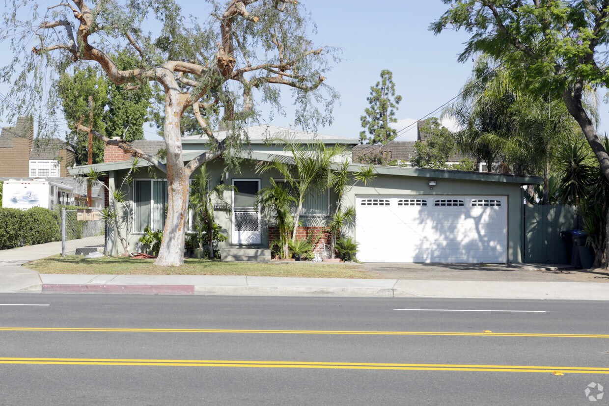 Foto del edificio - 14762 Holt Ave