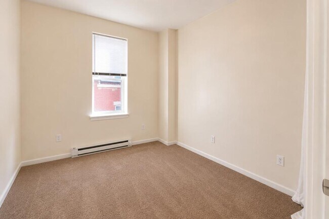 Foto del edificio - 124 W Potomac St
