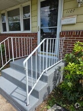 Building Photo - 1107 Hickory St