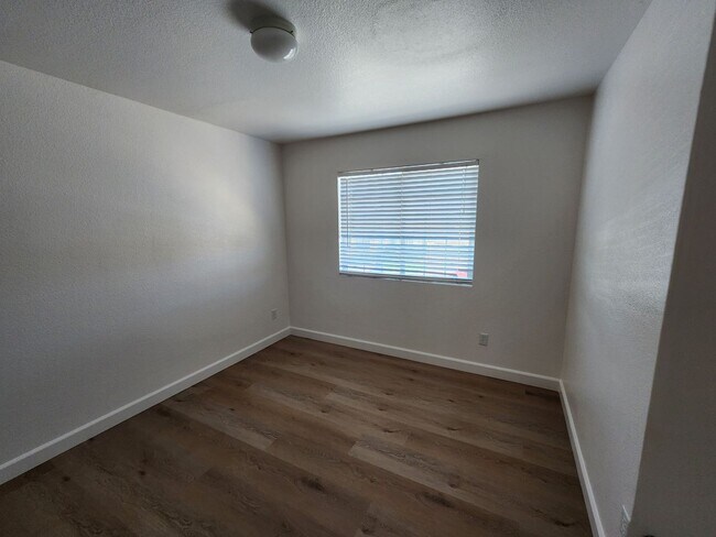 Foto del edificio - Beautiful 5 bed/4 bath home in Santa Nella!
