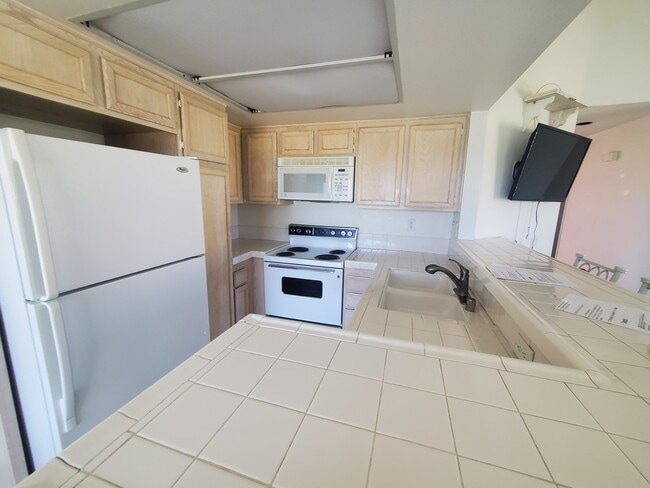Building Photo - 78055 Cobalt Ct