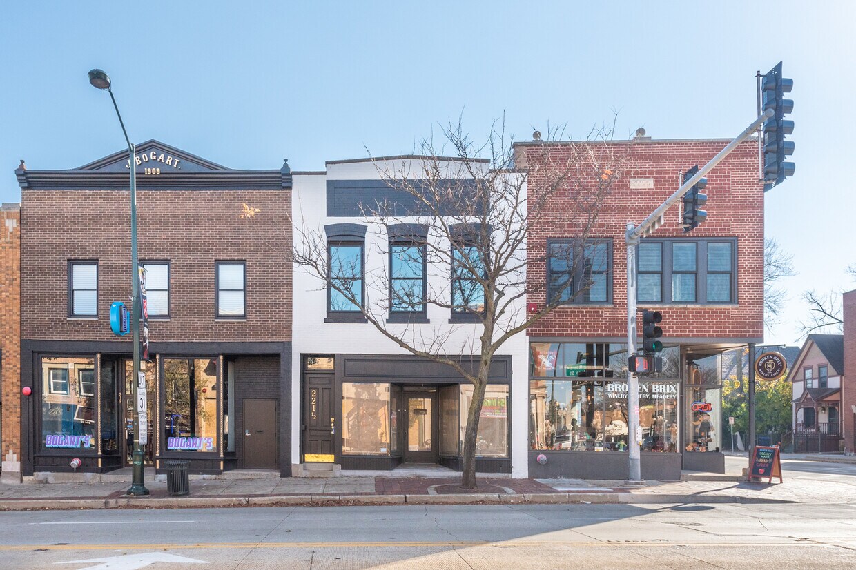 221 W Main St, St Charles, IL 60174 House Rental in St Charles, IL