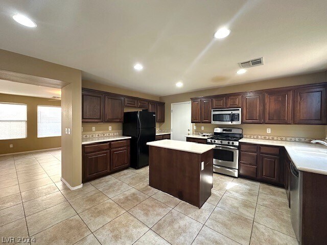 Primary Photo - 4680 Chino Peak Ct