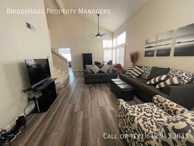 Foto del edificio - 965 Tempera Ct