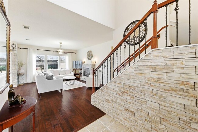 Building Photo - 21205 Penny Royal Dr