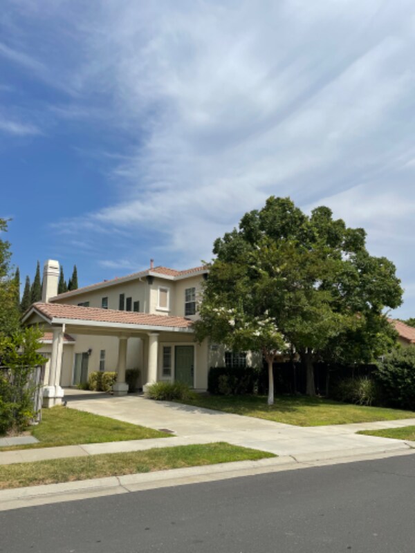 Primary Photo - 508 Cascade Dr