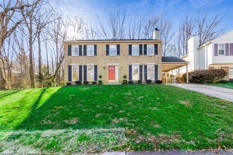 Building Photo - 17020 Briardale Rd