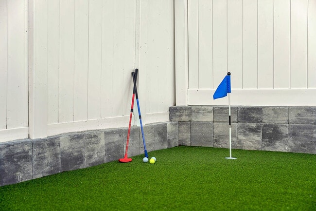 Building Photo - 6660 Date Palm Ave S