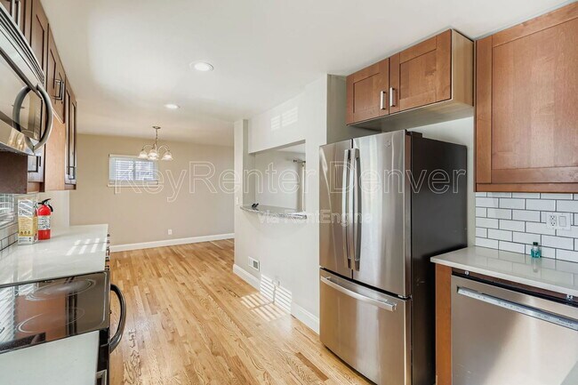 Foto del edificio - 4350 E Utah Pl