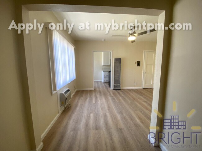 Foto del edificio - Beautifully Renovated Studio in Midtown on...