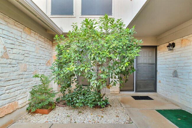 Foto del edificio - 11512 Tin Cup Dr