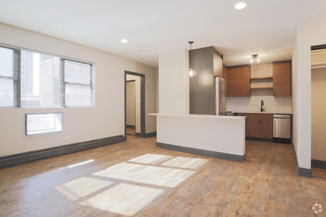 1HAB, 1BA - Sala de estar - Wrightwood - 512 W Wrightwood Ave