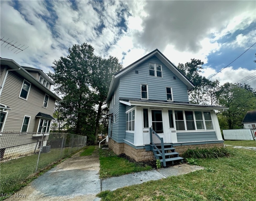 1111 East Ave Akron, OH 44307 – photo 2