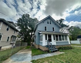 Building Photo - 1111 East Ave Building Photo - 1111 East Ave