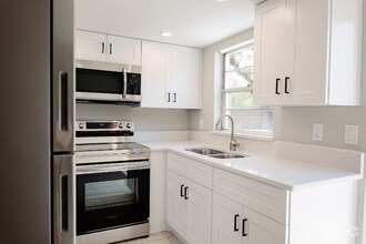 Building Photo - 2667 Rook Cv