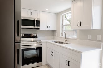 Building Photo - 2667 Rook Cv