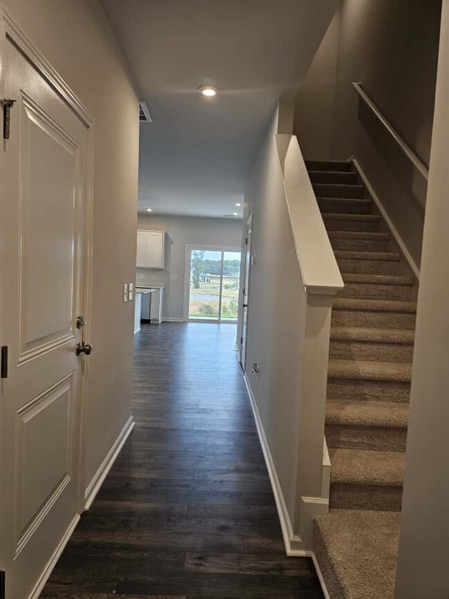 Foto del edificio - 136 Randwick Ln