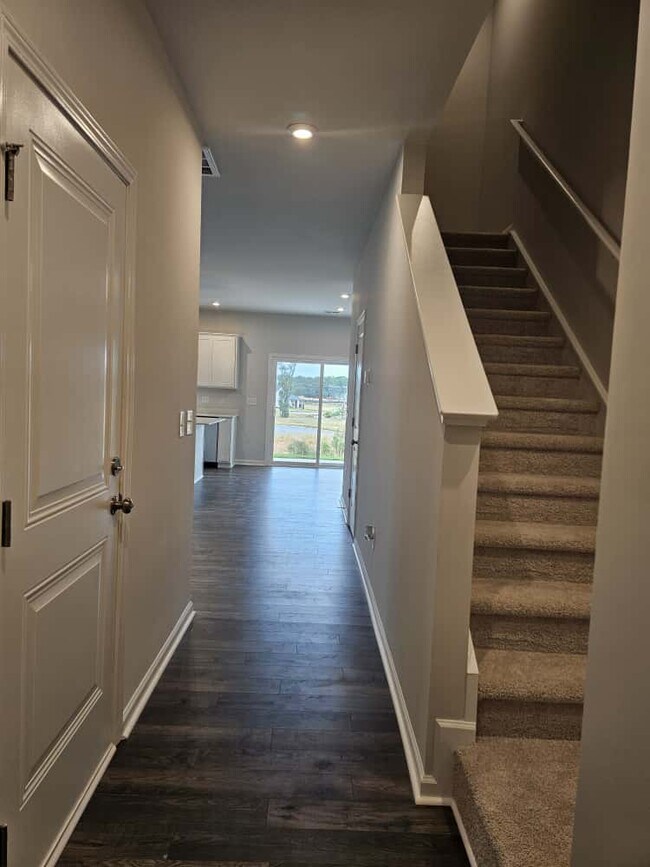 Building Photo - 171 Randwick Ln