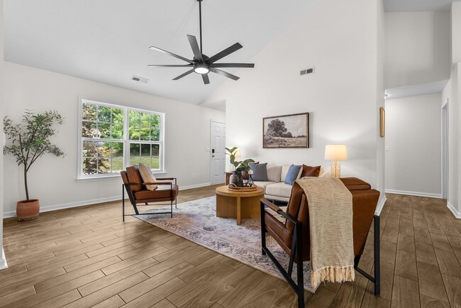 Building Photo - Forest Park