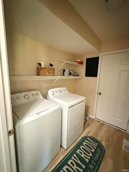 Building Photo - 4816 N Ashcroft Ln
