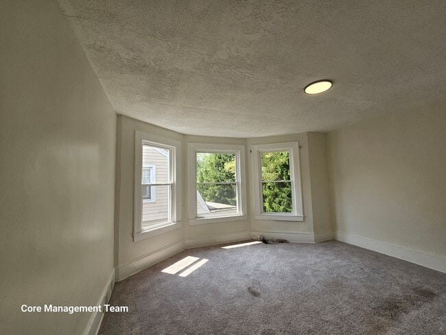 Photo - Updated 2 bedroom 1 bath apartment for rent located in the west end!