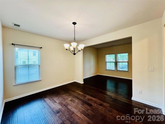 Foto del edificio - 7299 Mill Ruins Avenue Southwest