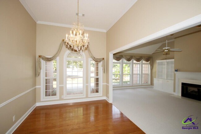 Foto del edificio - 111 Arbor Ln