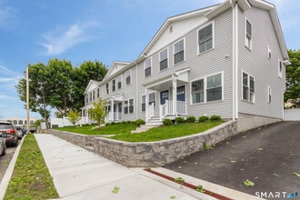 Building Photo - 158 Princeton St