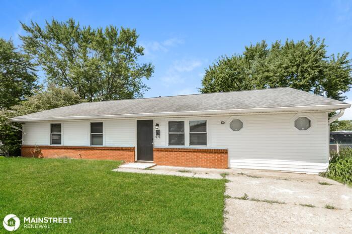 Primary Photo - 1120 WARWICK RD, WHITELAND, IN 46184