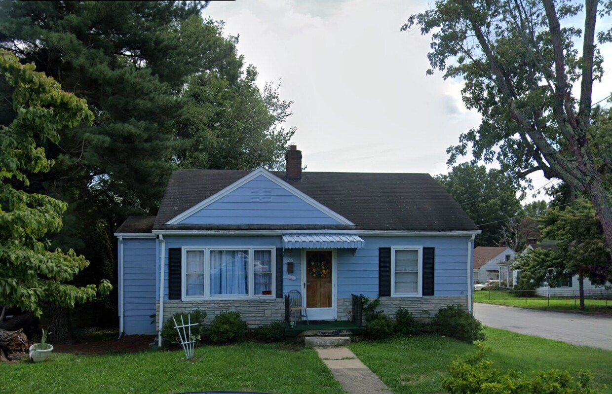 Foto principal - 125 Hamlin Ave