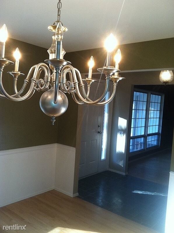 Foto del edificio - 3 br, 3 bath House - 340 Greenbriar Lane 1