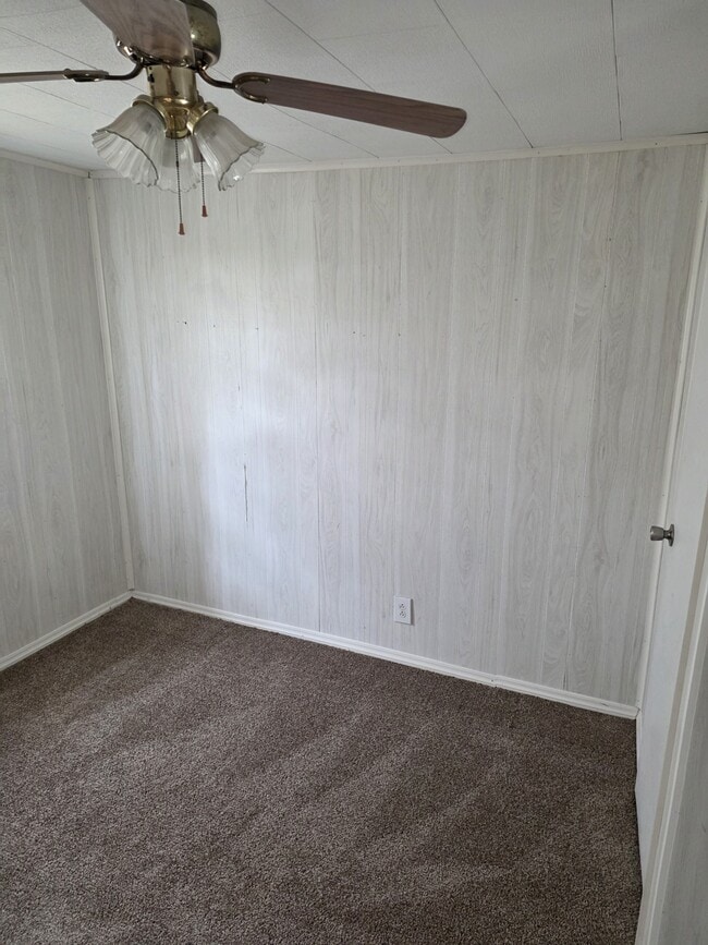 Building Photo - 112 Montgomery Ave