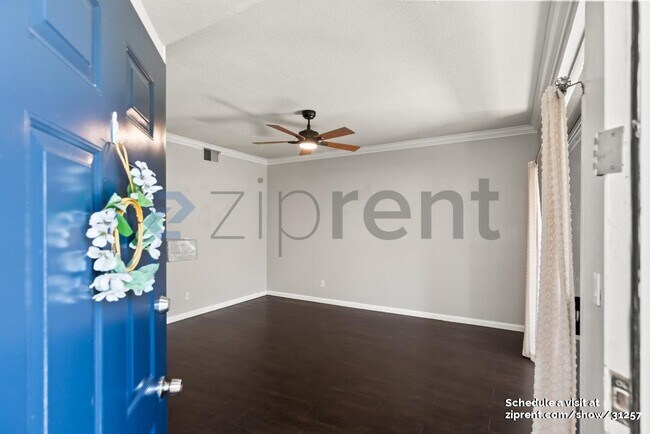 Building Photo - 369 Shadow Run Dr