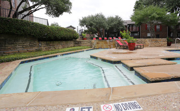 6 Eleven Lamar Apartments Rentals - Arlington, TX | Apartments.com