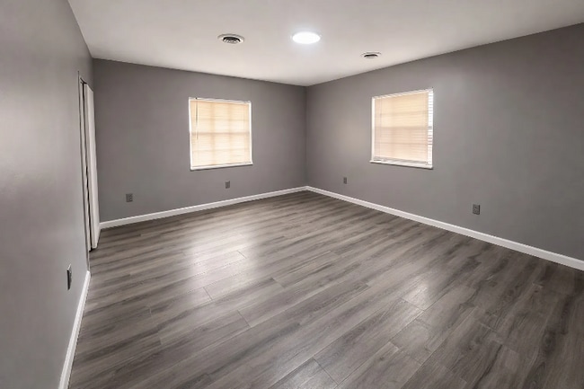 Building Photo - 3643 Elsa Ave