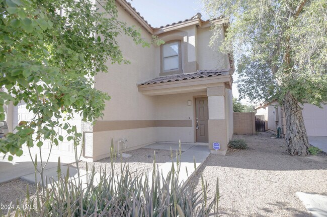 Building Photo - 1547 S Danielson Way