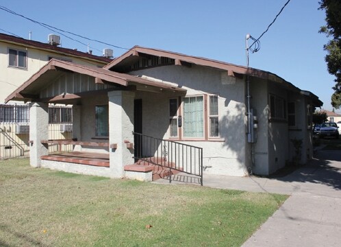 Building Photo - 801-807 W 97th St
