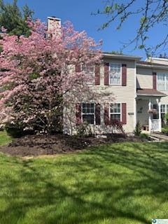 Foto del edificio - 1607 Briarwood Ln