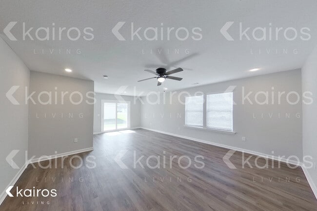 Foto del edificio - 19 Cottage Grove Dr