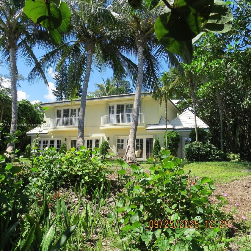 Foto principal - 404 S Beach Rd