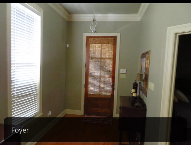 Building Photo - 117 Flagg Pl