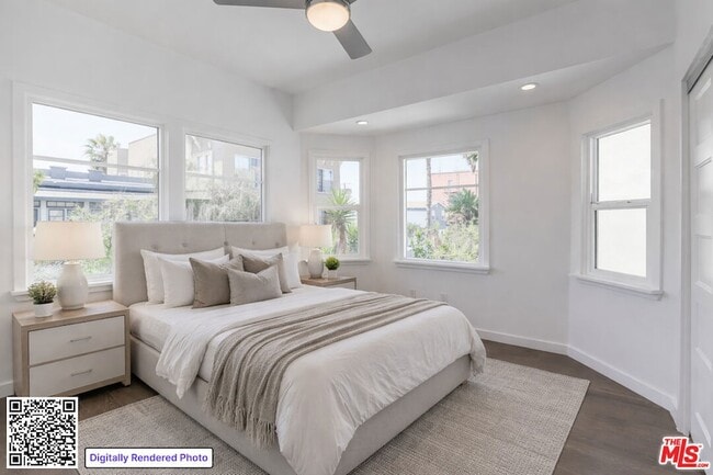 Building Photo - 31 Breeze Ave