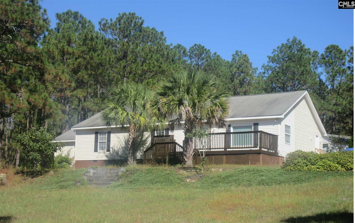 Primary Photo - 2185 S Lake Dr